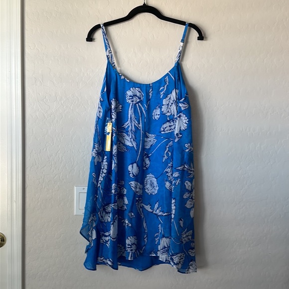 Alice + Olivia Rhi Tiered Hem Tank Dress in Ladybug Garden Blue and White Size L - Picture 8 of 13